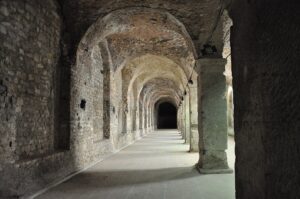 Cryptoportique Gallo-romain Reims