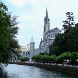 Visiter Lourdes Tourisme