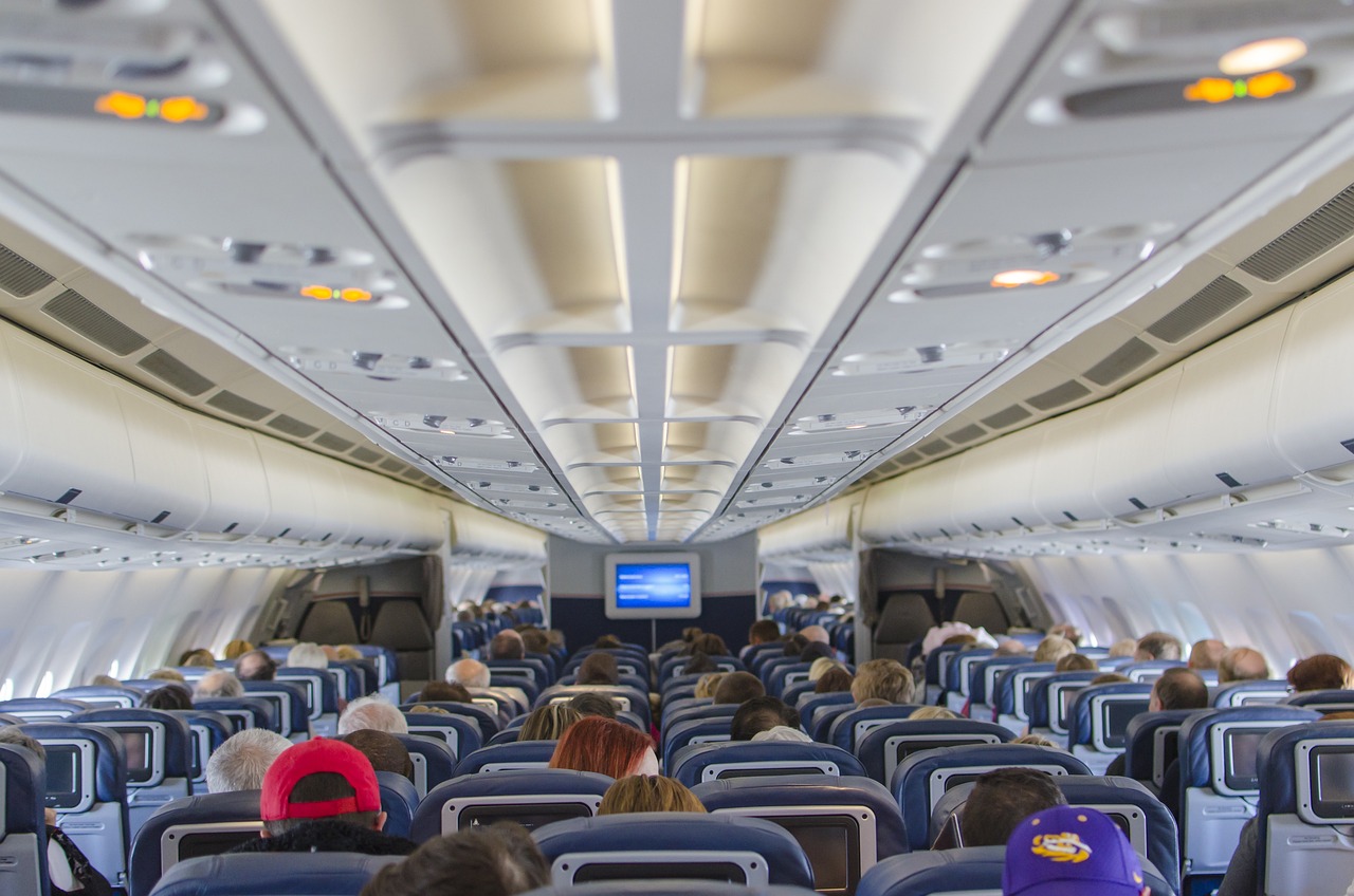 10 choses à faire pour rendre votre voyage en avion plus agréable voyage-avion-interieur-passagers-sieges
