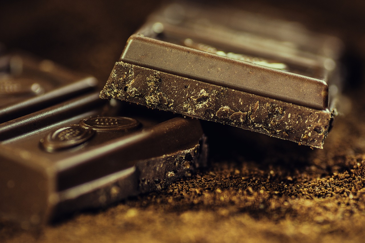 Tarte au chocolat ultra-fondante : Un plaisir chocolaté à savourer sans modération ! tarte au chocolat