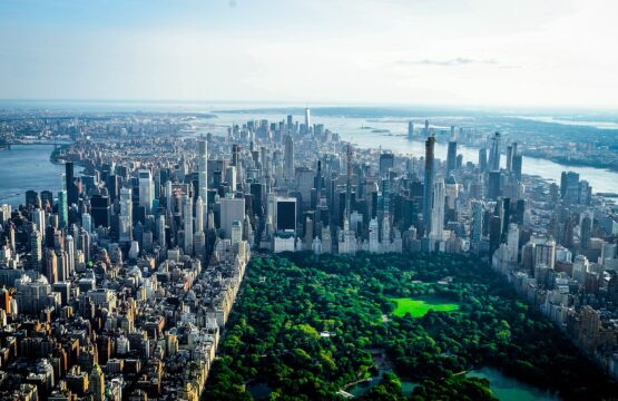 new-york-ville-depuis-le-ciel-central-park-visible-gratte-ciel